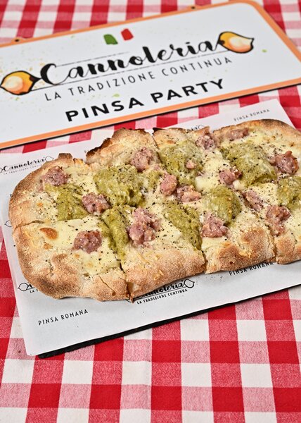 Ajutor bucatar cu experienta